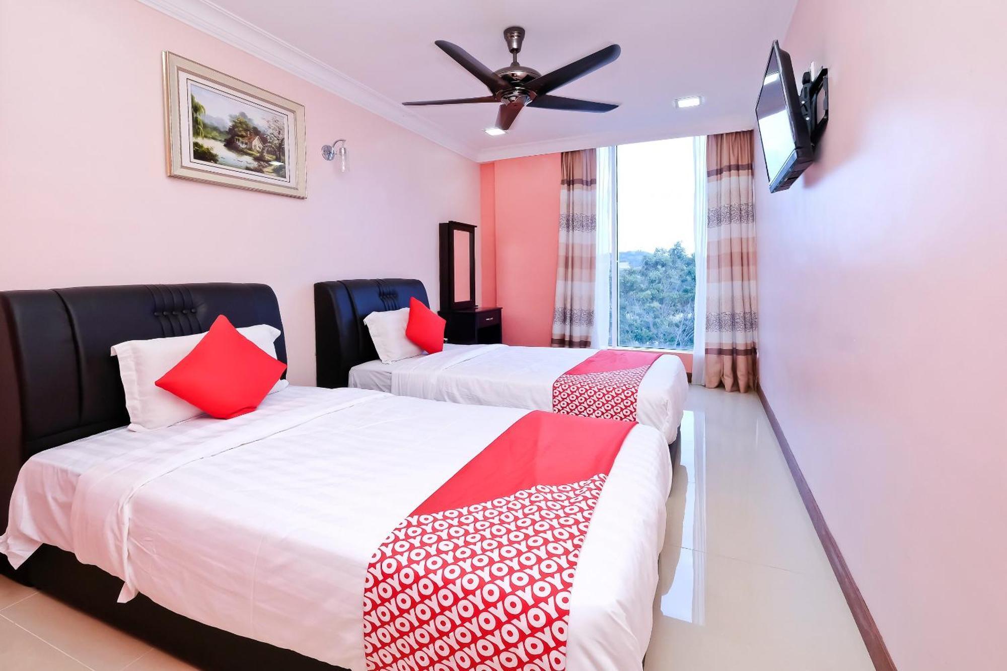 Oyo 714 Arina Hotel Bangi Kültér fotó
