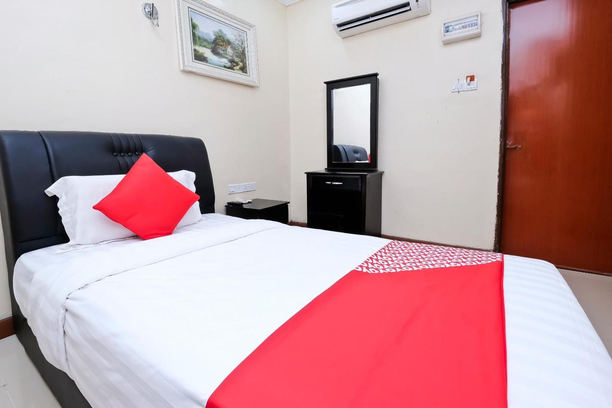 Oyo 714 Arina Hotel Bangi Kültér fotó