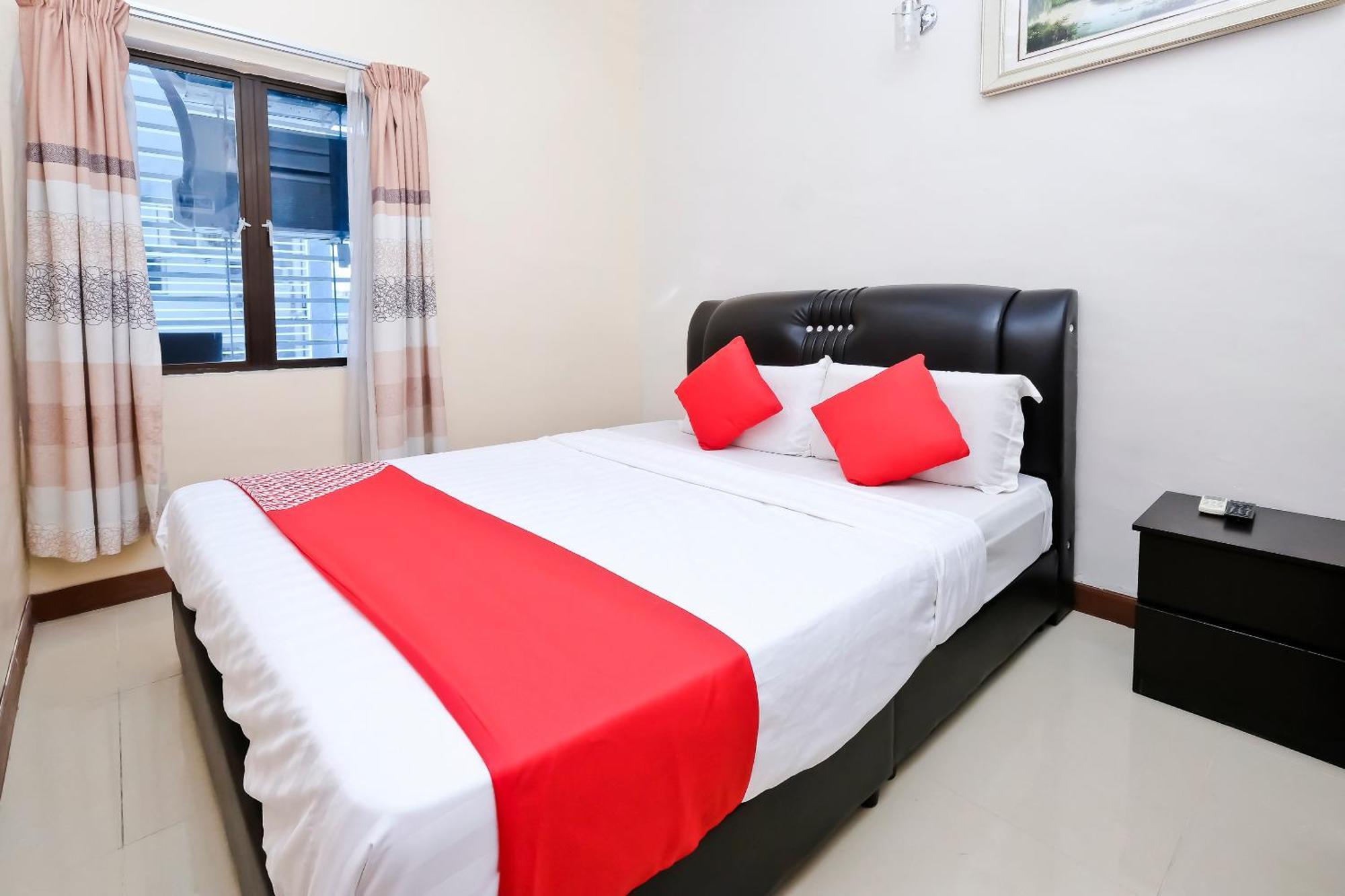 Oyo 714 Arina Hotel Bangi Kültér fotó