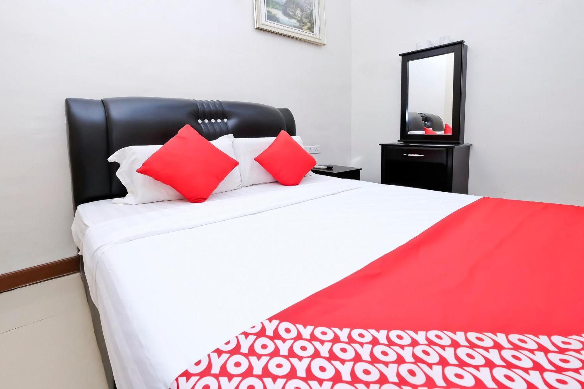 Oyo 714 Arina Hotel Bangi Kültér fotó