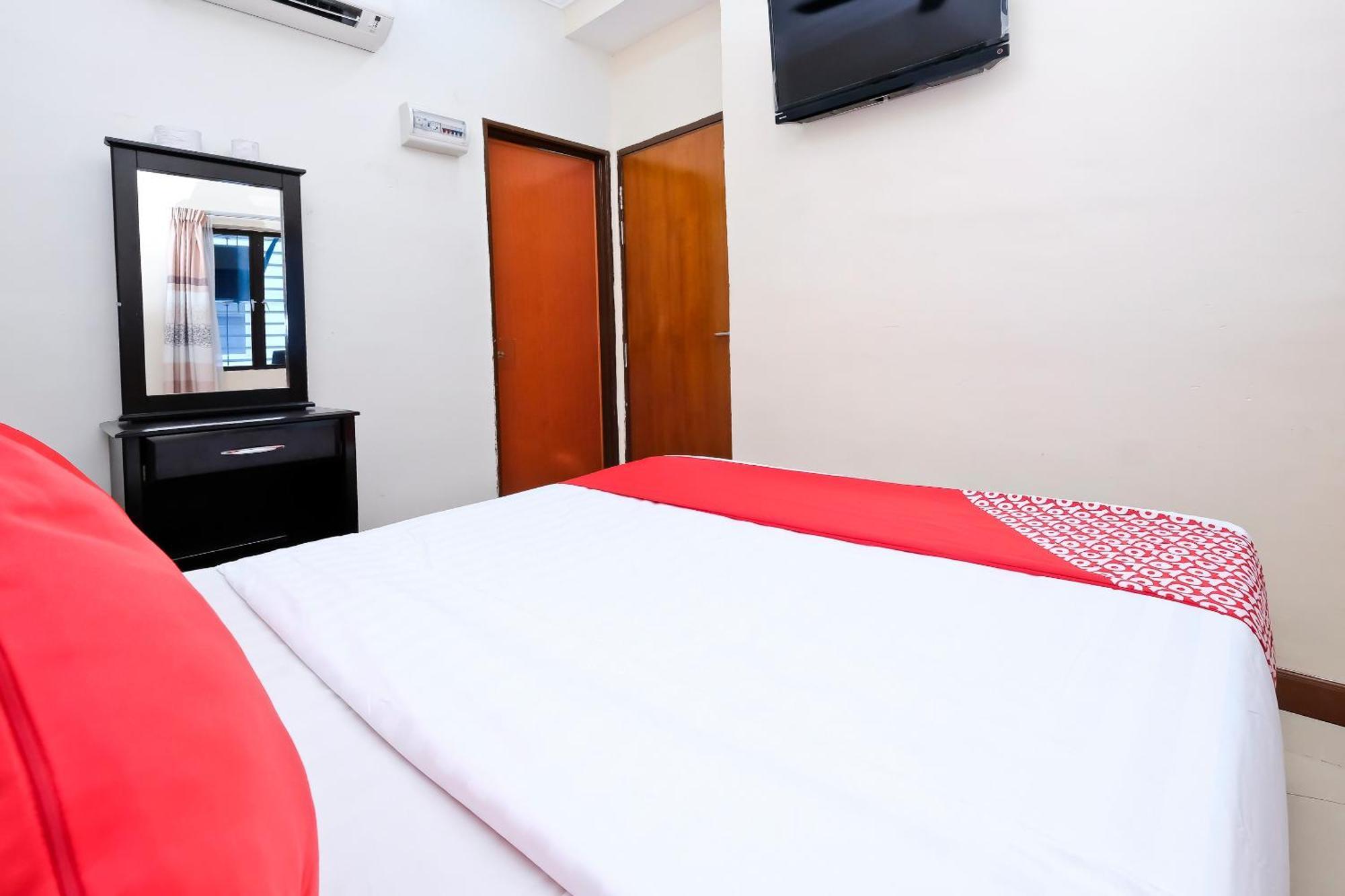 Oyo 714 Arina Hotel Bangi Kültér fotó